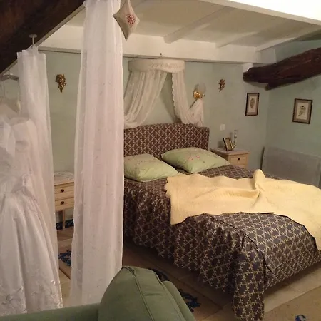 Couette-café La Maison D'emma Sainte-Jalle
